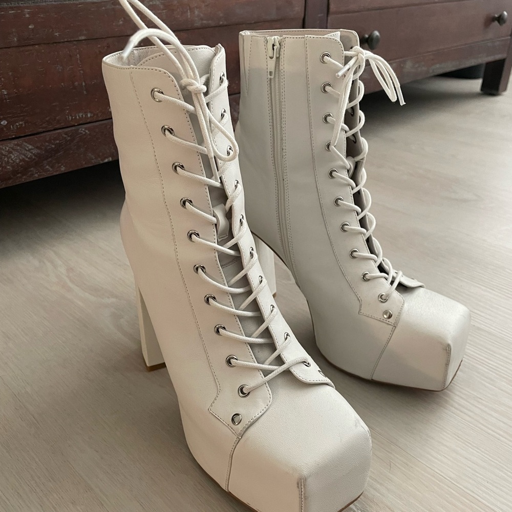 Jeffrey Campbell Shoes